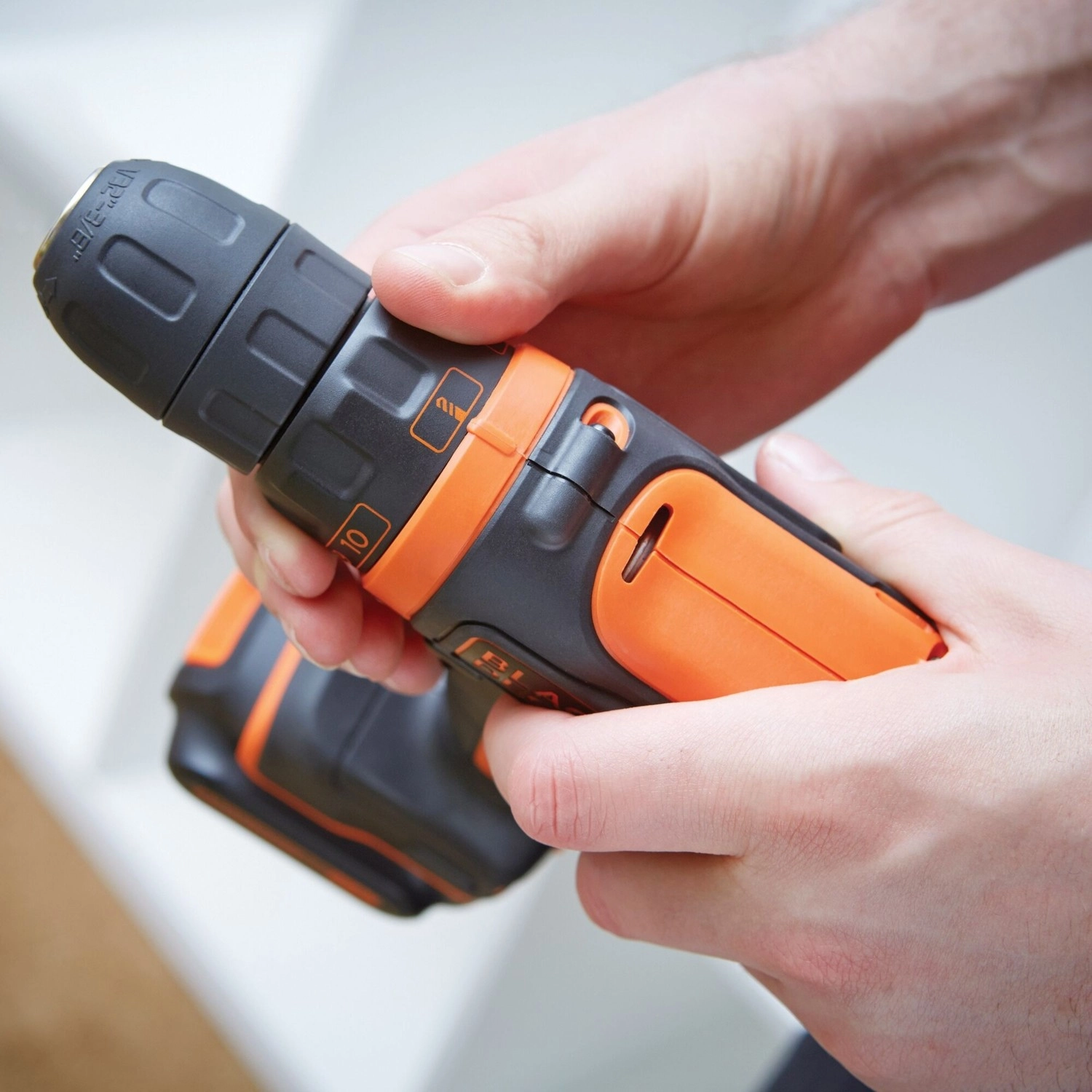 Black & Decker Bdcdd12K 10.8Volt/1.5Ah Li-Ion Akülü Vidalama - Görsel 11