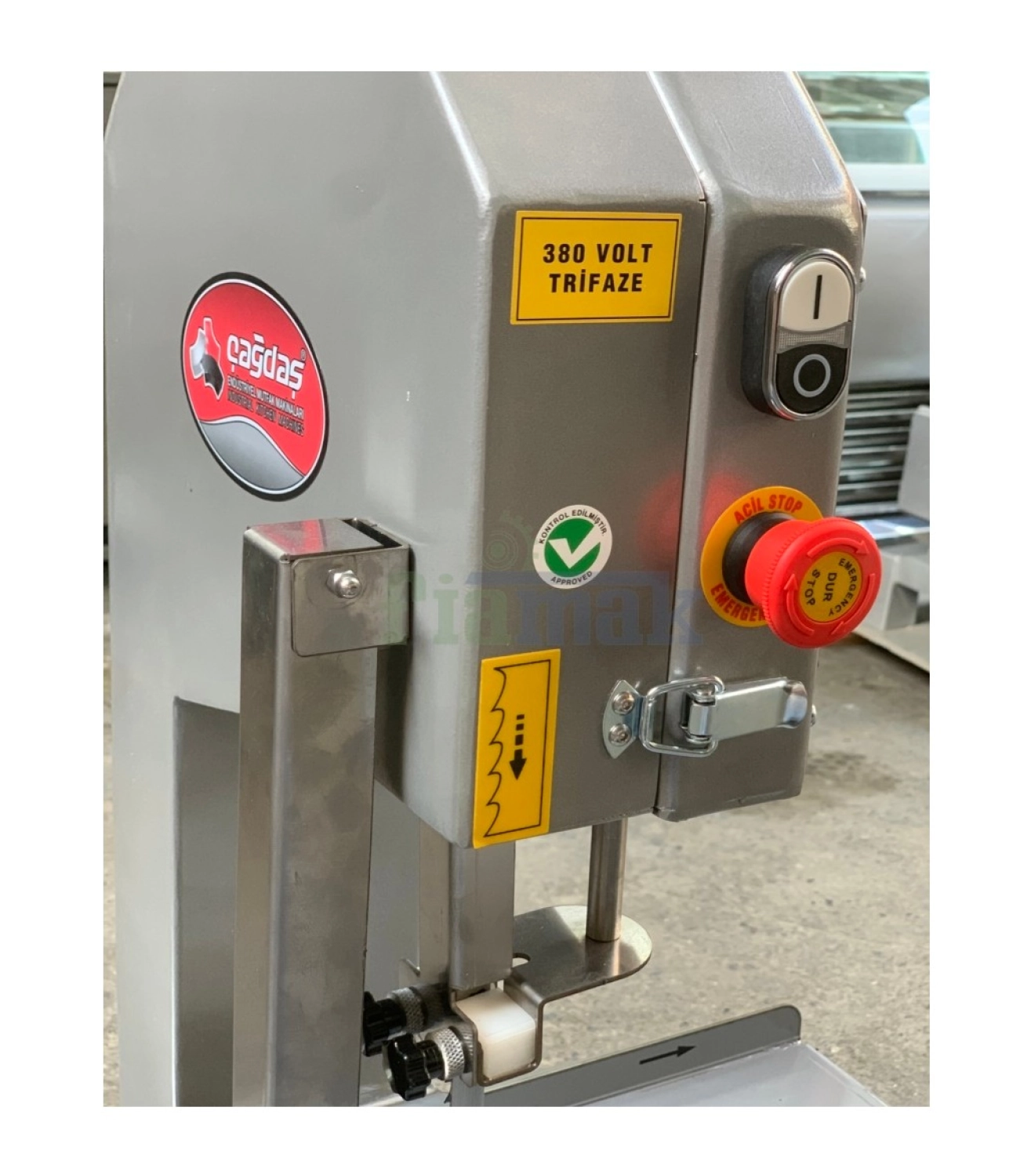 Çağdaş Et Kemik Testeresi 380V - Görsel 2