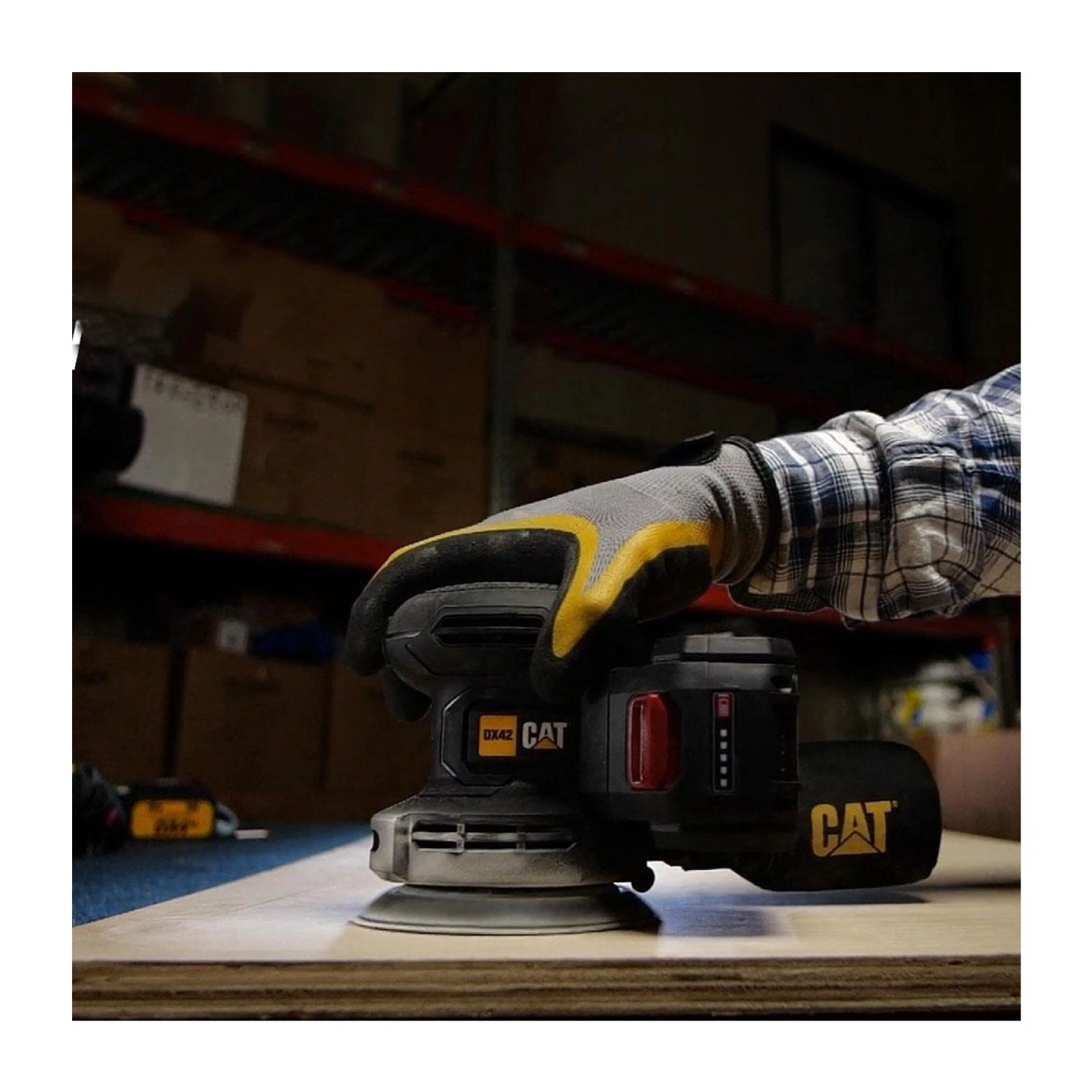 Cat Dx42B 18Volt 125Mm Profesyonel Devir Ayarlı Eksantrik Zımpara - Görsel 3