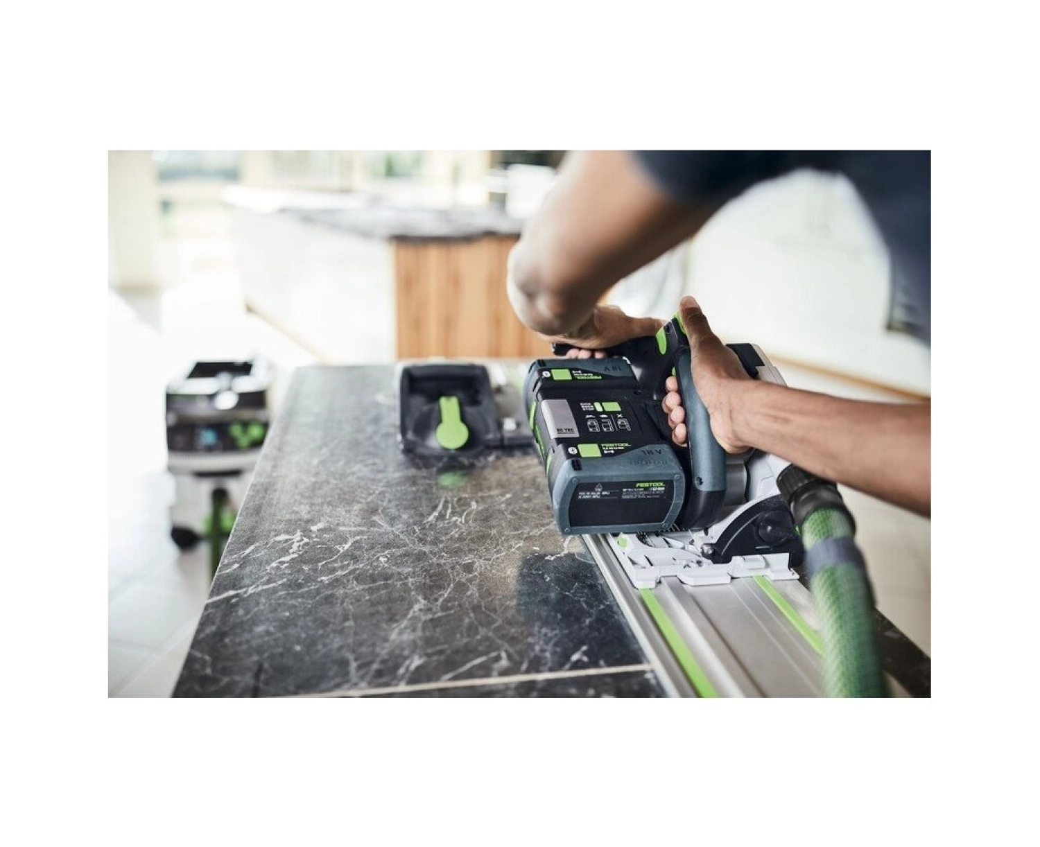 Festool Tsc 55 Şarjlı + Klavuzlu Akulu Sunta Kesme Makinası 577371 - Görsel 4