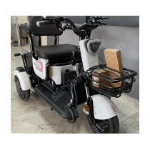 Kuba Grape 15 Elektrikli Üç Tekerlekli Scooter Beyaz