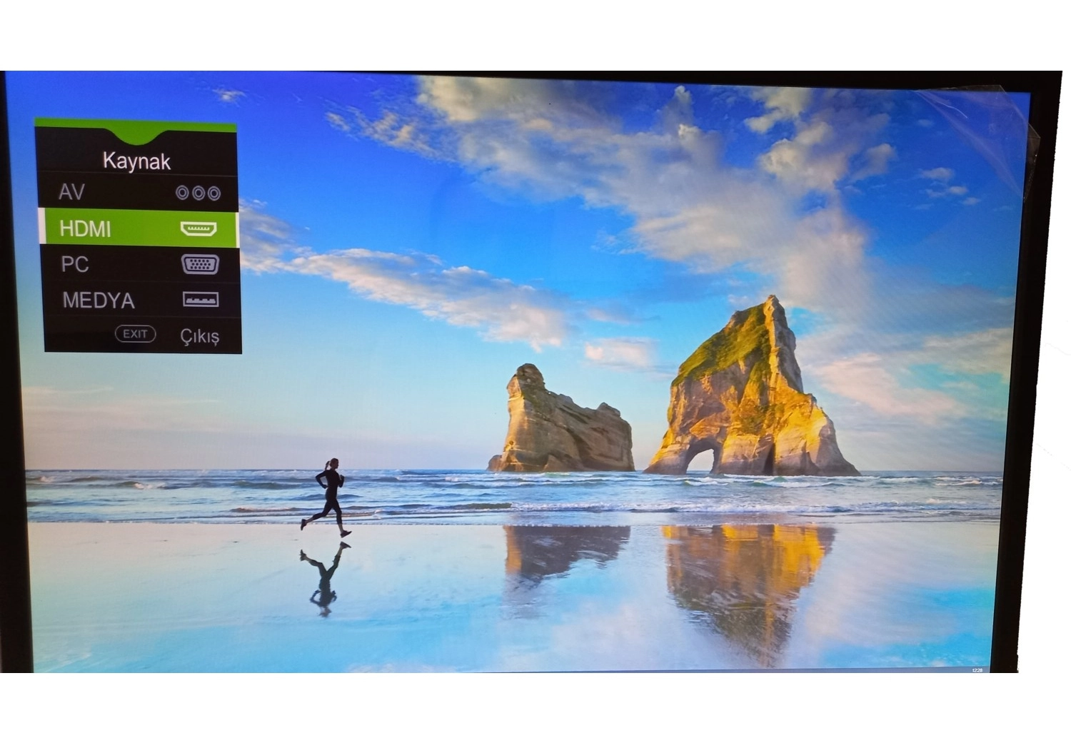 Novacom Araç İçi̇ Moni̇tör 12V Novacom 22" Nvc-Led22A Led Monitör - Görsel 4