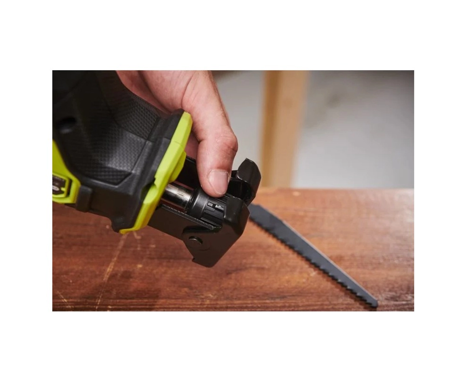 Ryobi Rrs18C1-0 Akülü Kömürsüz Kompakt Kılıç Testere - Görsel 2