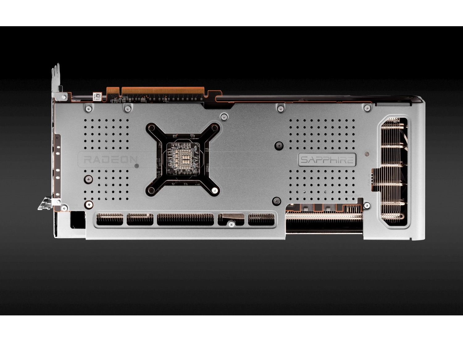 Sapphire Rx 7700 Xt Nitro+ Gaming Oc Amd 12Gb Gddr6 Ekran Kartı 11335-02-20G - Görsel 7