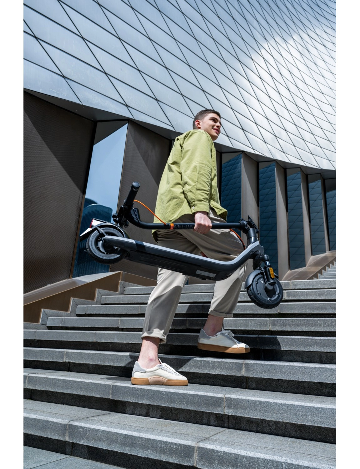 Segway Ninebot E2 Plus Ii (2025) Elektrikli Scooter - Görsel 5