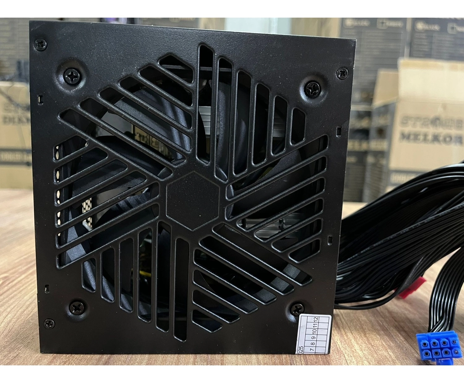 Strong 600 Watt Güç Kaynağı - Görsel 2