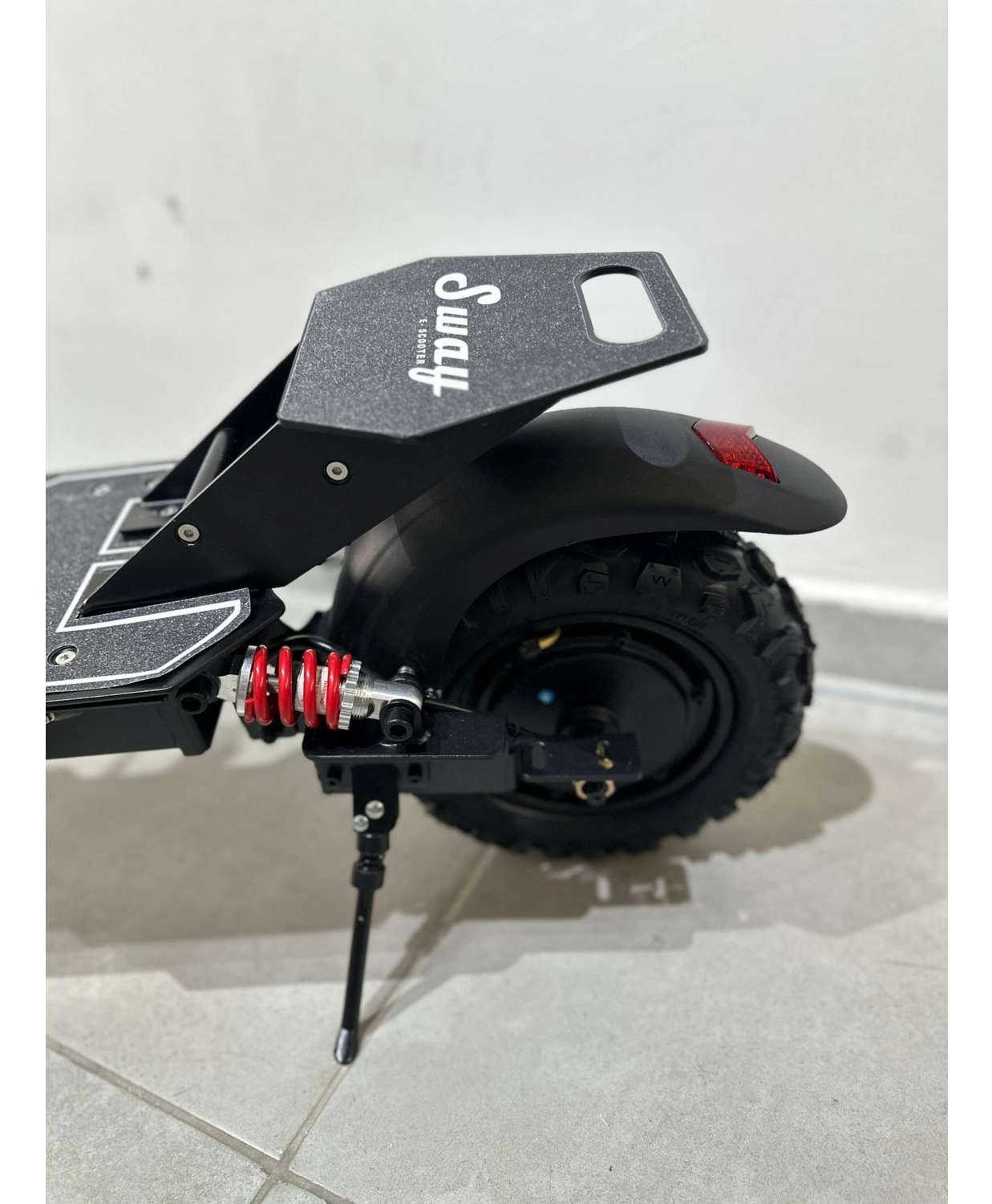 Sway Puma Çift Amortisörlü 1000W 10 Inç Elektrikli Scooter - Görsel 5