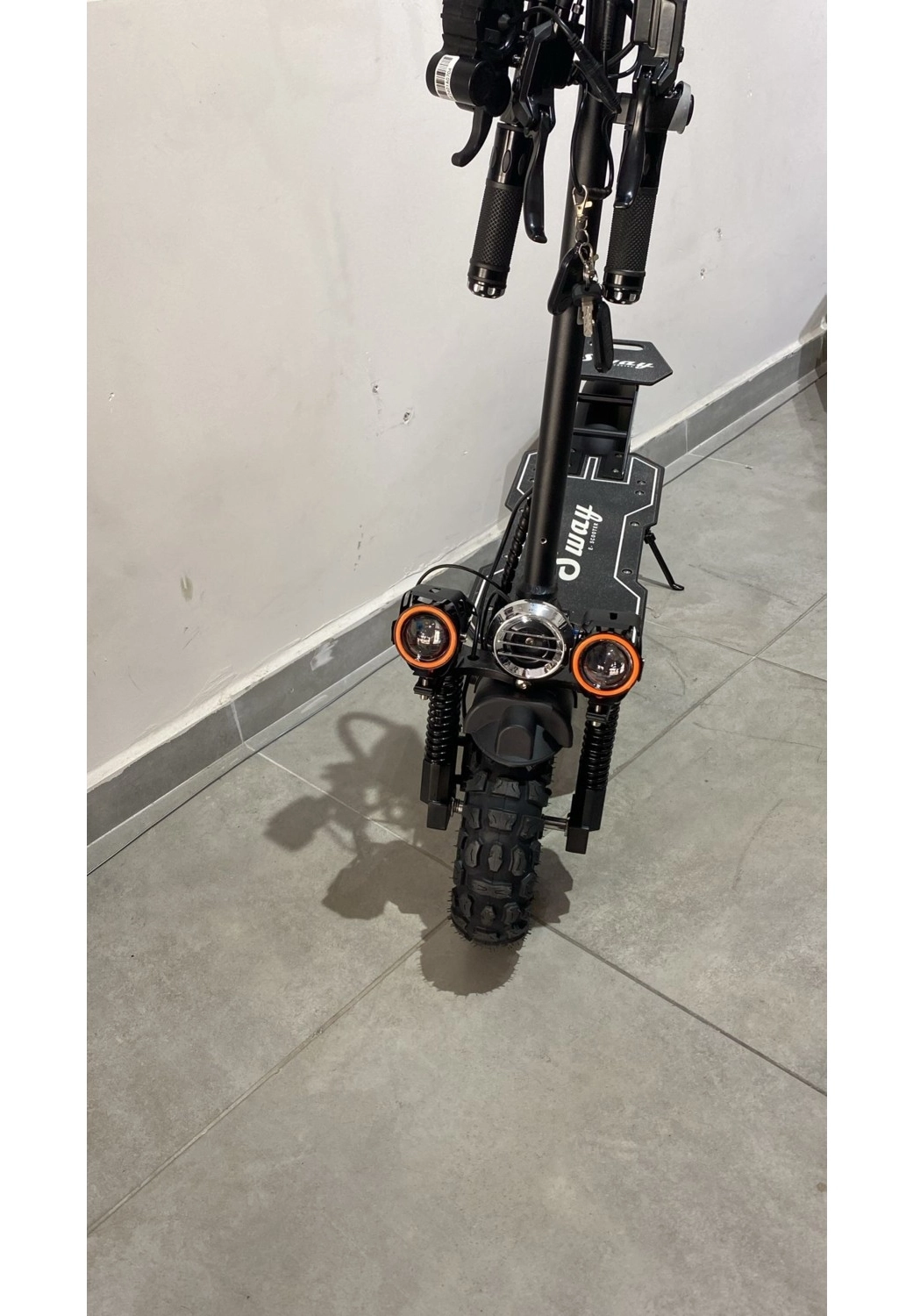 Sway Puma Çift Amortisörlü 1000W 10 Inç Elektrikli Scooter - Görsel 3
