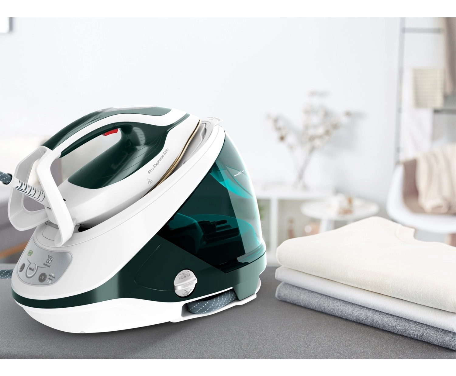 Tefal Gv9E2 Pro Express Eco 140 Gr Sürekli Ve 560 Gr Şok Buharlı 2200 Watt Buhar Kazanlı Ütü - Görsel 3