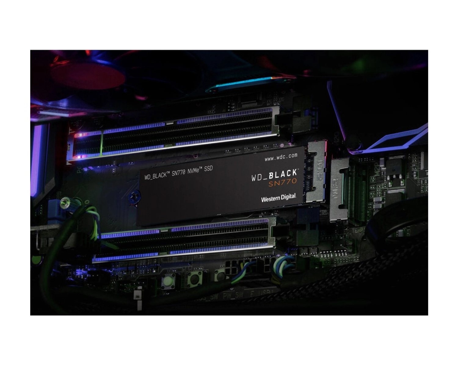 Wd Black 2Tb Sn770 5150Mb/S-4850Mb/S Pcıe Gen4 X4 Nvme M.2 Ssd Wdbbdl0020Bnc-Wrsn - Görsel 4