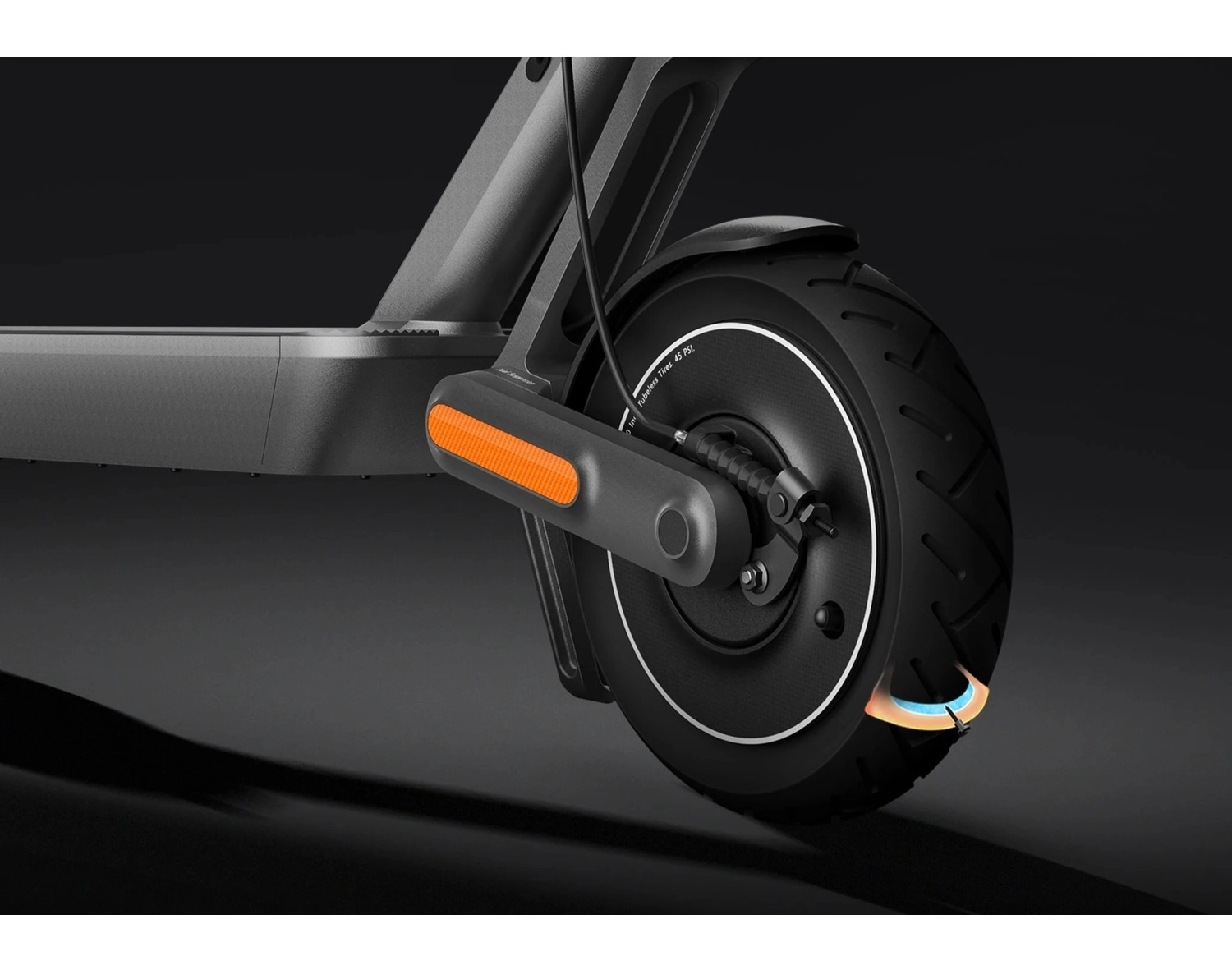 Xiaomi 4 Ultra Elektrikli Scooter 70 Km Menzil 940W Max Güç Çift Süspansiyon - Görsel 2